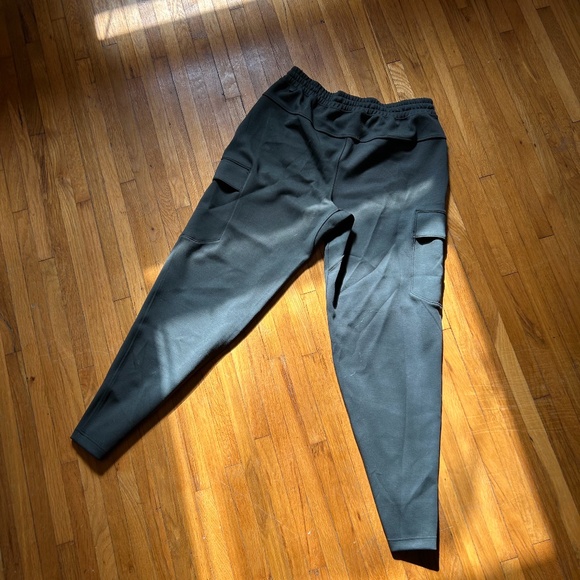 Lululemon Men's Cargo Joggers L Dark Green - Picture 5 of 6